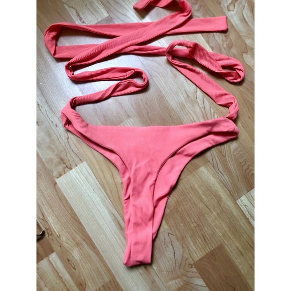 “Tie Maintenance” Oh Polly Bikini Bottoms - Picture 4 of 5